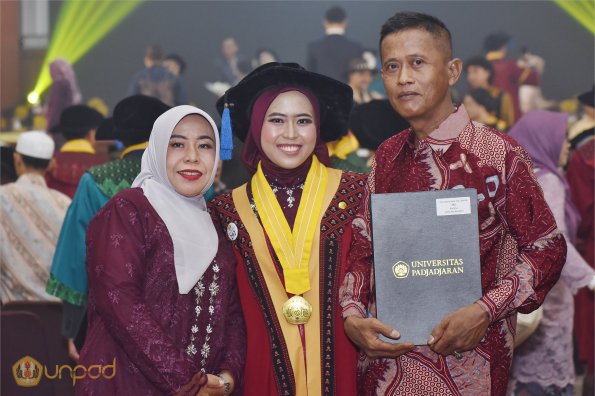 WISUDA UNPAD GEL III TA 2024-2025 (25)