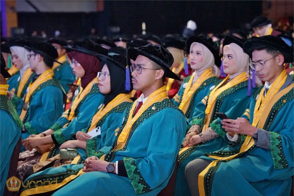WISUDA UNPAD GEL III TA 2024-2025 (70)