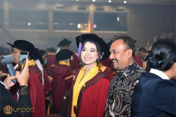 WISUDA UNPAD GEL III TA 2024-2025 (9)