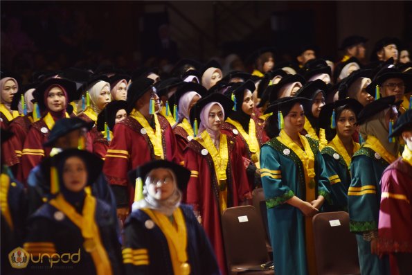 WISUDA UNPAD GEL III TA 2024-2025 (1)