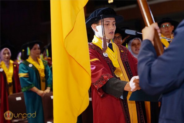 WISUDA UNPAD GEL III TA 2024-2025 (104)