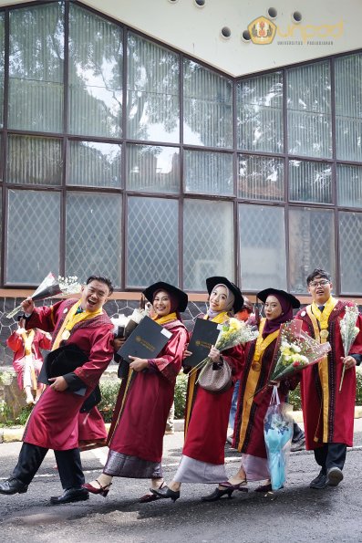 WISUDA UNPAD GEL III TA 2024-2025 (123)