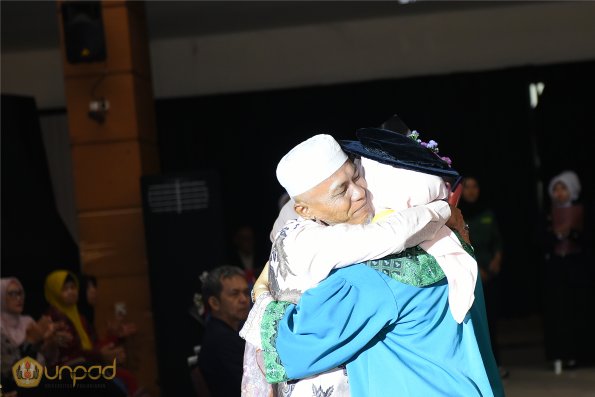 WISUDA UNPAD GEL III TA 2024-2025 (15)