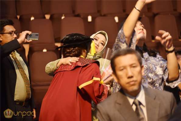 WISUDA UNPAD GEL III TA 2024-2025 (2)