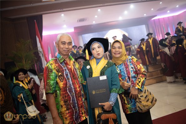 WISUDA UNPAD GEL III TA 2024-2025 (28)