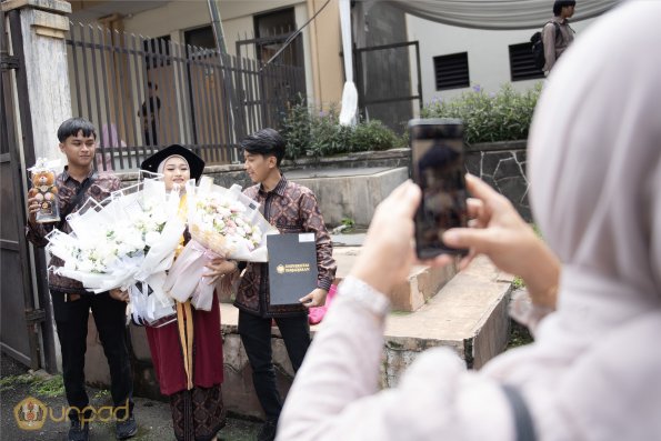 WISUDA UNPAD GEL III TA 2024-2025 (41)