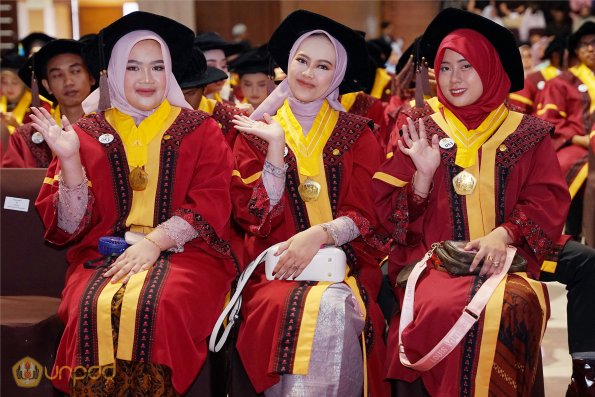 WISUDA UNPAD GEL III TA 2024-2025 (89)
