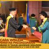 WISUDA UNPAD GEL III TA 2024 - 2025 FAKULTAS HUKUM OLEH DEKAN (10)