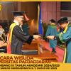 WISUDA UNPAD GEL III TA 2024 - 2025 FAKULTAS HUKUM OLEH DEKAN (13)