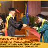 WISUDA UNPAD GEL III TA 2024 - 2025 FAKULTAS HUKUM OLEH DEKAN (17)