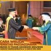 WISUDA UNPAD GEL III TA 2024 - 2025 FAKULTAS HUKUM OLEH DEKAN (19)