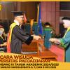 WISUDA UNPAD GEL III TA 2024 - 2025 FAKULTAS HUKUM OLEH DEKAN (24)