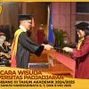 WISUDA UNPAD GEL III TA 2024 - 2025 FAKULTAS HUKUM OLEH DEKAN (39)