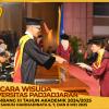 WISUDA UNPAD GEL III TA 2024 - 2025 FAKULTAS HUKUM OLEH DEKAN (44)