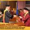 WISUDA UNPAD GEL III TA 2024 - 2025 FAKULTAS HUKUM OLEH DEKAN (45)