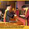 WISUDA UNPAD GEL III TA 2024 - 2025 FAKULTAS HUKUM OLEH DEKAN (68)