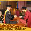 WISUDA UNPAD GEL III TA 2024 - 2025 FAKULTAS HUKUM OLEH DEKAN (78)