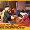 WISUDA UNPAD GEL III TA 2024 - 2025 FAKULTAS KEDOKTERAN GIGI OLEH DEKAN__00043