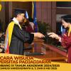 WISUDA UNPAD GEL III TA 2024 - 2025 FAKULTAS KEPERAWATAN OLEH DEKAN (130)