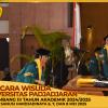 WISUDA UNPAD GEL III TA 2024-2025 FAKULTAS HUKUM OLEH REKTOR (14)