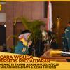 WISUDA UNPAD GEL III TA 2024-2025 FAKULTAS HUKUM OLEH REKTOR (15)