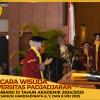 WISUDA UNPAD GEL III TA 2024-2025 FAKULTAS HUKUM OLEH REKTOR (38)