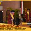 WISUDA UNPAD GEL III TA 2024-2025 FAKULTAS HUKUM OLEH REKTOR (50)