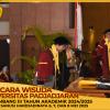 WISUDA UNPAD GEL III TA 2024-2025 FAKULTAS HUKUM OLEH REKTOR (51)