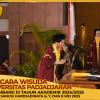 WISUDA UNPAD GEL III TA 2024-2025 FAKULTAS HUKUM OLEH REKTOR (56)