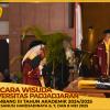 WISUDA UNPAD GEL III TA 2024-2025 FAKULTAS HUKUM OLEH REKTOR (58)