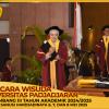 WISUDA UNPAD GEL III TA 2024-2025 FAKULTAS HUKUM OLEH REKTOR (67)