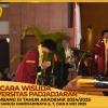 WISUDA UNPAD GEL III TA 2024-2025 FAKULTAS HUKUM OLEH REKTOR (75)