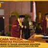 WISUDA UNPAD GEL III TA 2024-2025 FAKULTAS HUKUM OLEH REKTOR (81)
