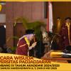 WISUDA UNPAD GEL III TA 2024-2025 FAKULTAS HUKUM OLEH REKTOR (90)