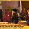 WISUDA UNPAD GEL III TA 2024-2025 FAKULTAS HUKUM OLEH REKTOR (92)