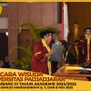 WISUDA UNPAD GEL III TA 2024-2025 FAKULTAS HUKUM OLEH REKTOR (94)