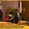 WISUDA UNPAD GEL III TA 2024-2025 FAKULTAS HUKUM OLEH REKTOR (99)