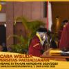 WISUDA UNPAD GEL III TA 2024-2025 FAKULTAS KEPERAWATAN OLEH REKTOR (30)