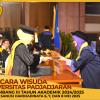 WISUDA UNPAD GEL III TA 2024 - 2025 FAKULTAS EKONOMI DAN BISNIS OLEH DEKAN__00003