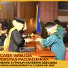 WISUDA UNPAD GEL III TA 2024 - 2025 FAKULTAS EKONOMI DAN BISNIS OLEH DEKAN__00013