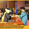 WISUDA UNPAD GEL III TA 2024 - 2025 FAKULTAS EKONOMI DAN BISNIS OLEH DEKAN__00016