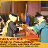 WISUDA UNPAD GEL III TA 2024 - 2025 FAKULTAS EKONOMI DAN BISNIS OLEH DEKAN__00040