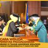 WISUDA UNPAD GEL III TA 2024 - 2025 FAKULTAS EKONOMI DAN BISNIS OLEH DEKAN__00045