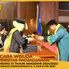 WISUDA UNPAD GEL III TA 2024 - 2025 FAKULTAS EKONOMI DAN BISNIS OLEH DEKAN__00048