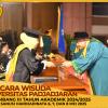 WISUDA UNPAD GEL III TA 2024 - 2025 FAKULTAS EKONOMI DAN BISNIS OLEH DEKAN__00068