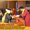 WISUDA UNPAD GEL III TA 2024 - 2025 FAKULTAS EKONOMI DAN BISNIS OLEH DEKAN__00083