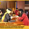 WISUDA UNPAD GEL III TA 2024 - 2025 FAKULTAS EKONOMI DAN BISNIS OLEH DEKAN__00086