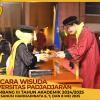WISUDA UNPAD GEL III TA 2024 - 2025 FAKULTAS EKONOMI DAN BISNIS OLEH DEKAN__00112
