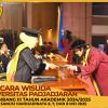 WISUDA UNPAD GEL III TA 2024 - 2025 FAKULTAS EKONOMI DAN BISNIS OLEH DEKAN__00115