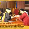 WISUDA UNPAD GEL III TA 2024 - 2025 FAKULTAS EKONOMI DAN BISNIS OLEH DEKAN__00193